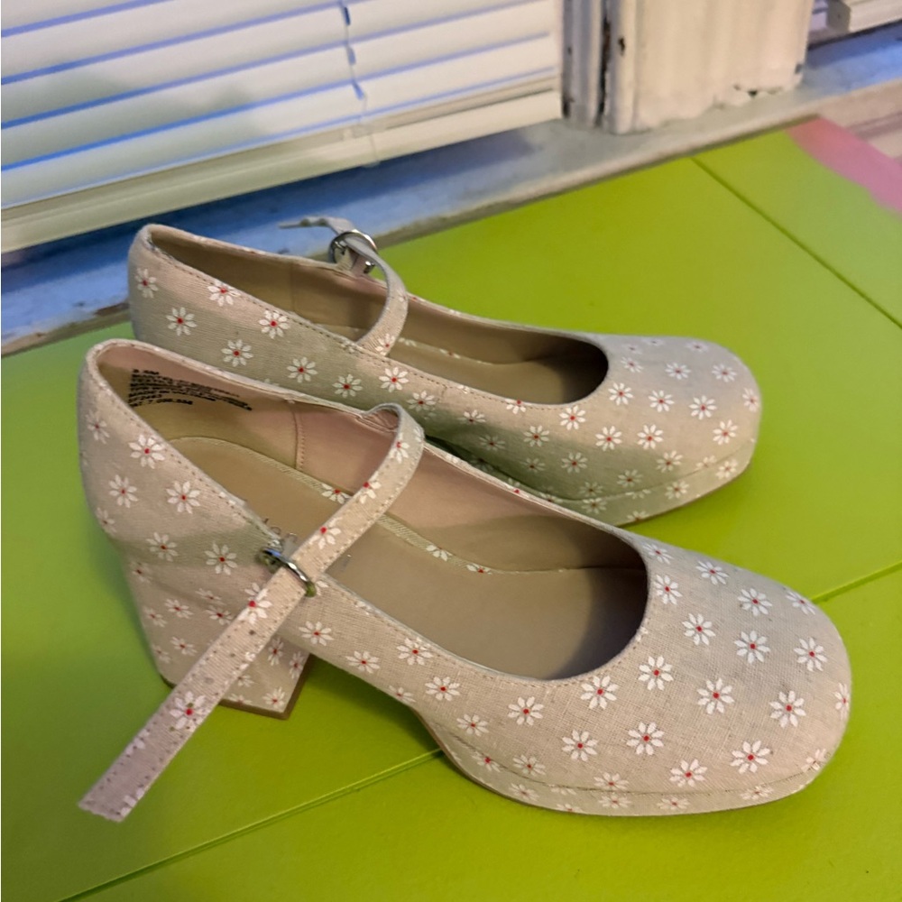Madden Girl Cream Floral Mary Jane Heels